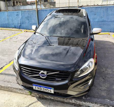 VOLVO XC60 2.0 T5 R DESIGN TURBO GASOLINA 4P AUTOMÁTICO
